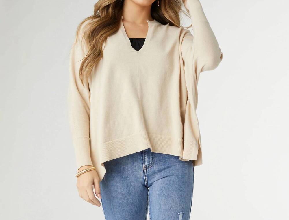 NEW COCO + CARMEN rila fine gauge v-neck sweater with side slit in beige